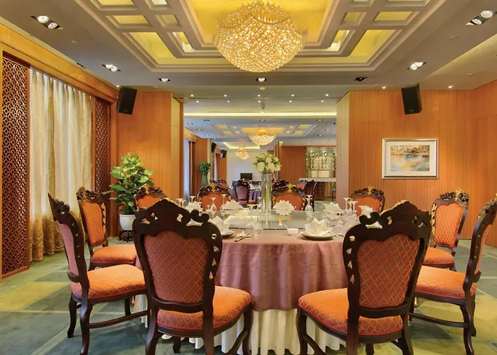 Marco Polo Parkside,