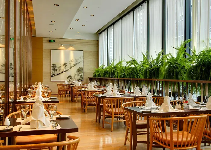 Marco Polo Parkside,